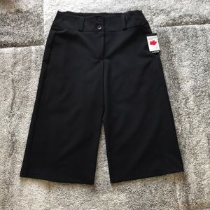 New clean Bermuda with tag